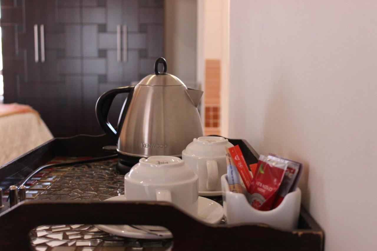 On Hill Lodge Bloemfontein Buitenkant foto